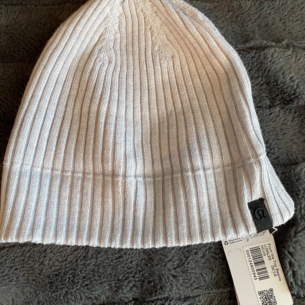 Lululemon beanie
